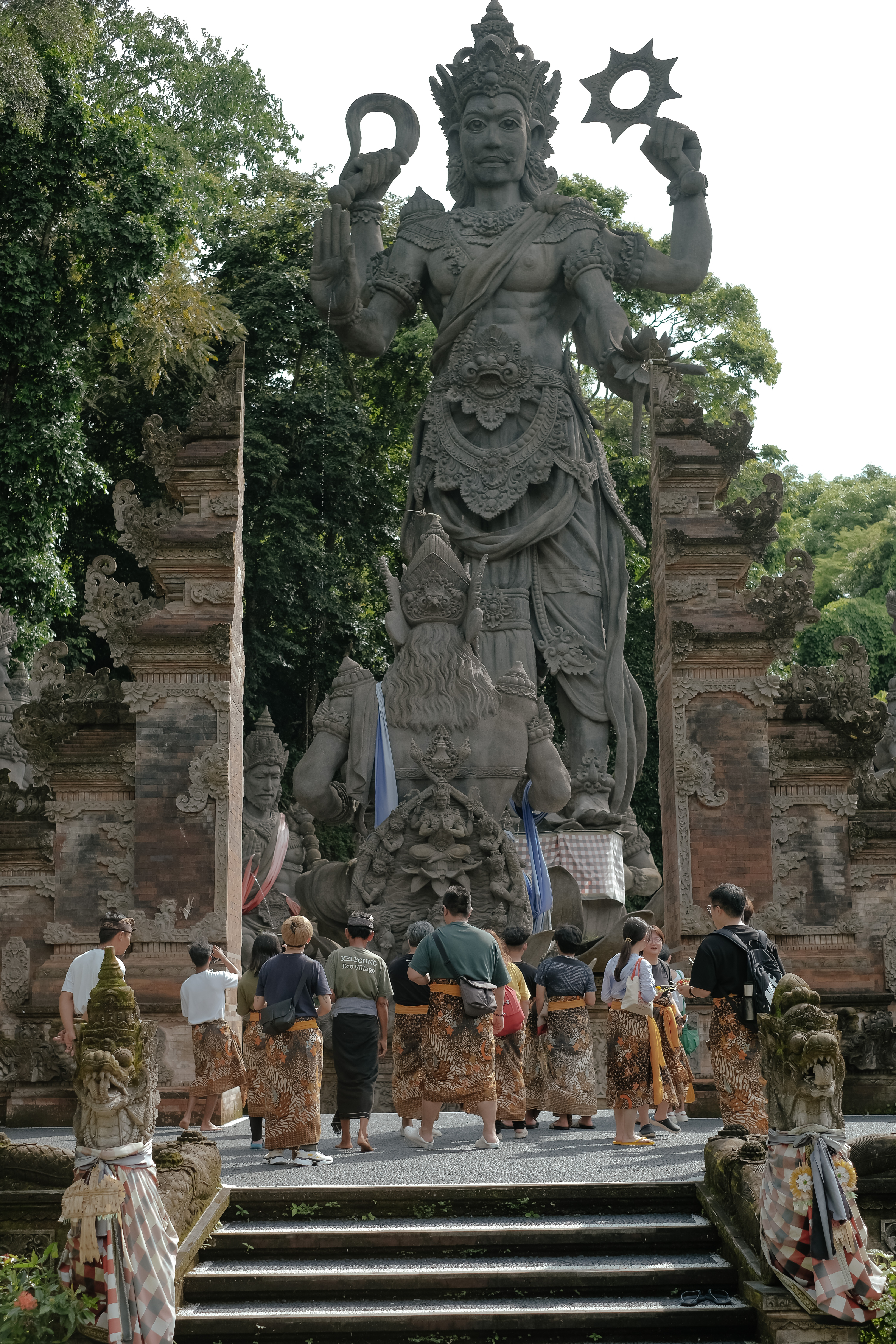 Cerita Pendirian Pura Desa